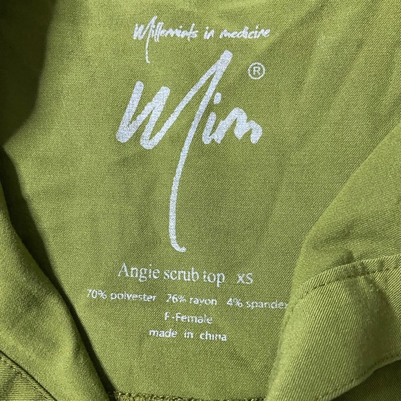 ANGIE Kelly Green Split Neck Scrub Top - Picture 4 of 5